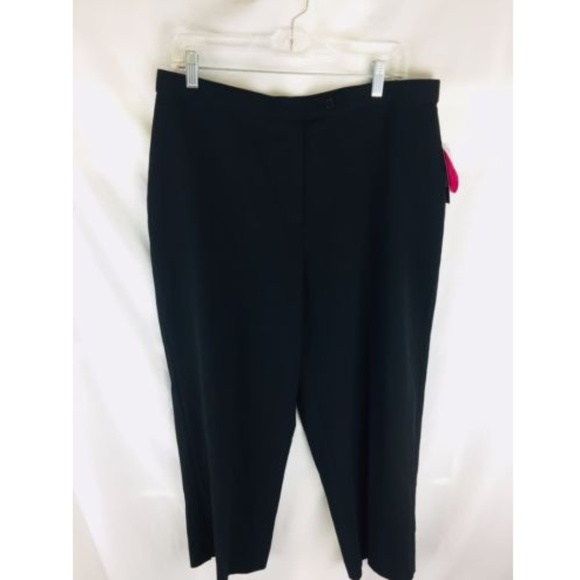 Investments Pants - Investments Capri Size 16 Black Madison Ave Fit